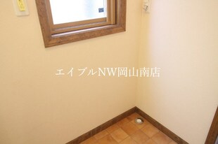 岡山駅 バス29分  天満屋～佐山～リサーチパーク線・上芳賀下車：停歩5分 1階の物件内観写真